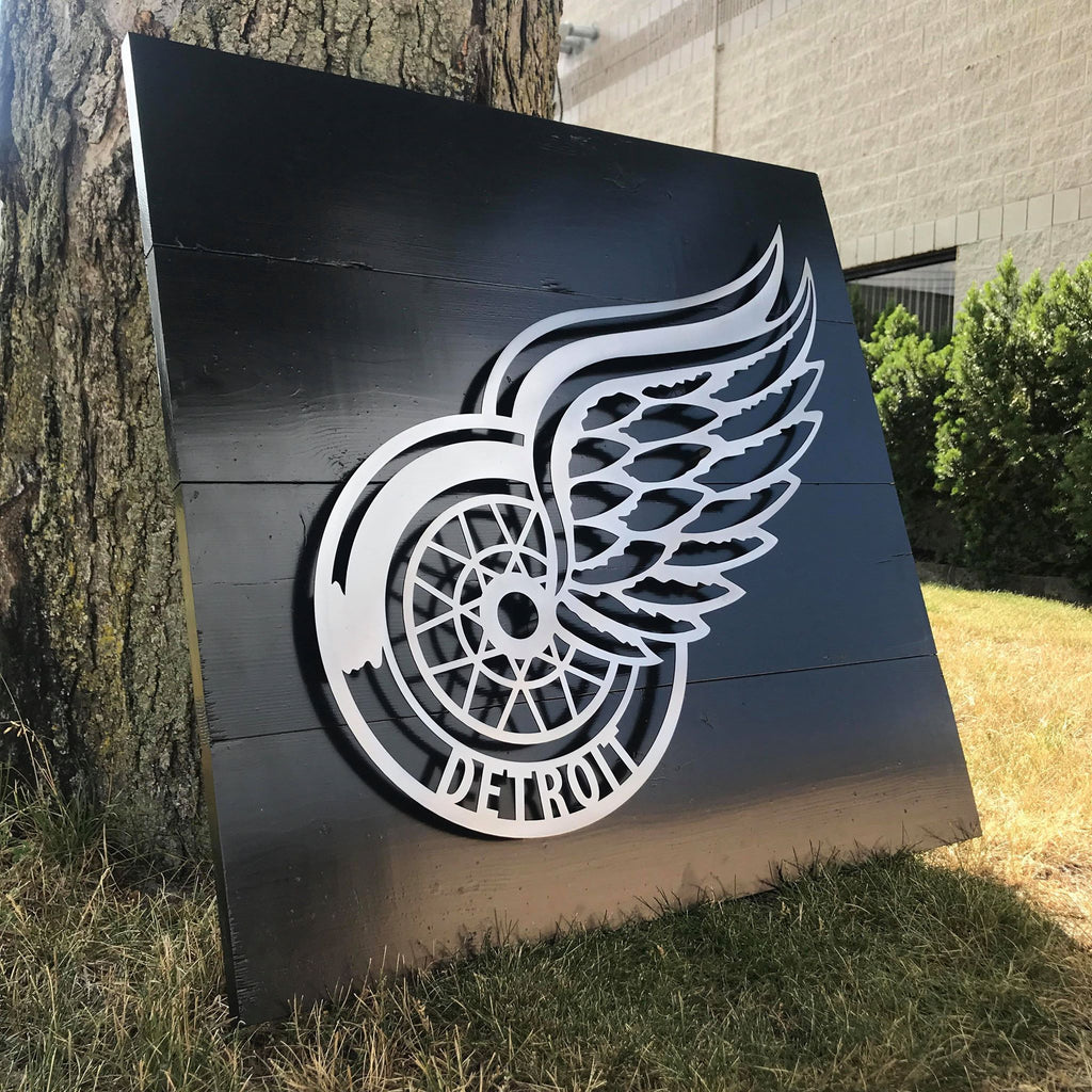 Red Wings on Wood